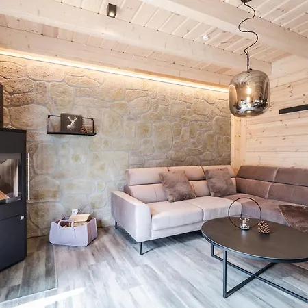 Bergwaldchalets Wellness Semesterbostad *