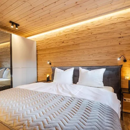 Bergwaldchalets Wellness Semesterbostad *